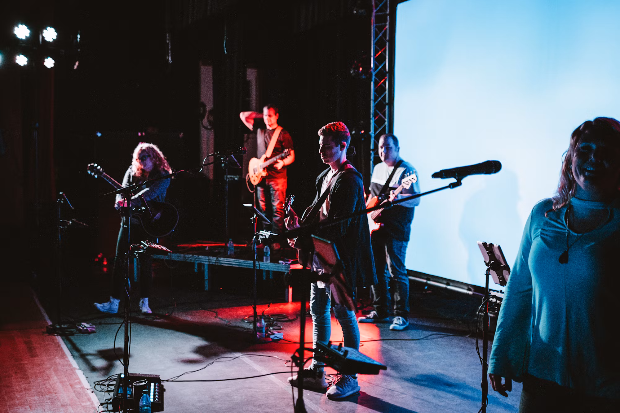 Strings of Influence: The Cultural Impact of Guitar Music Across the Globe